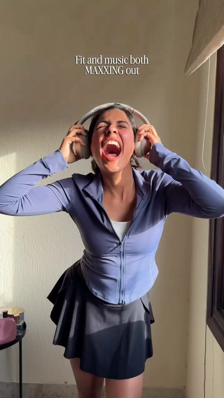 Încărcați videoclipul: