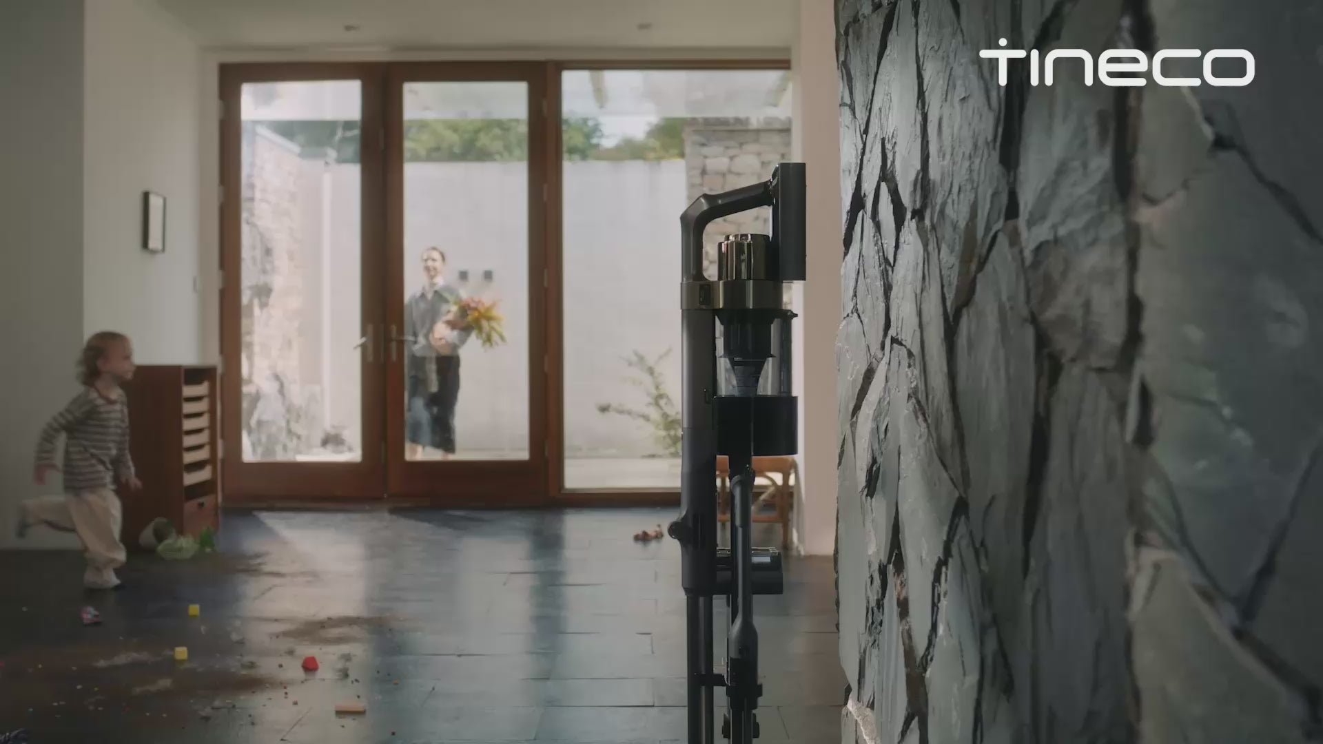 Încărcați videoclipul: 